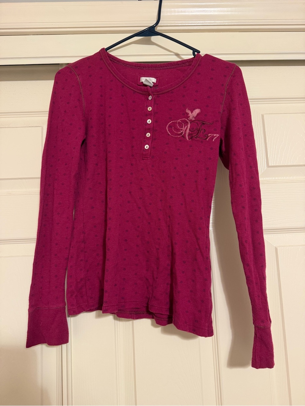 American Eagle vintage Y2K Long Sleeve Henley Top